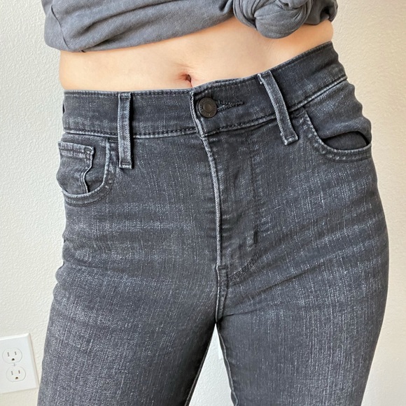 Levi’s 720 High Rise Super Skinny - Picture 2 of 8